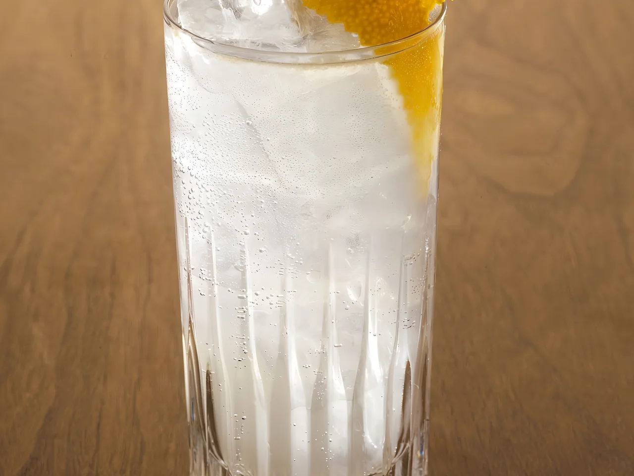 Коктейль «Том Коллинз» (Tom Collins)