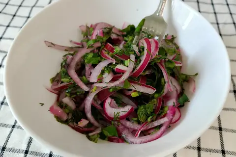 Маринованный лук для шашлыка