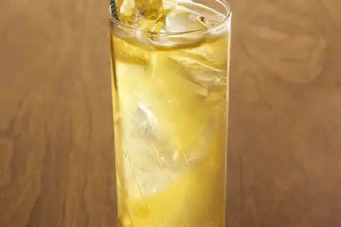 Коктейль «Фред Коллинз физ» (The Fred Collins Fizz)