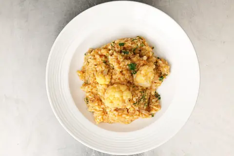 Рис с треской и цветной капустой
